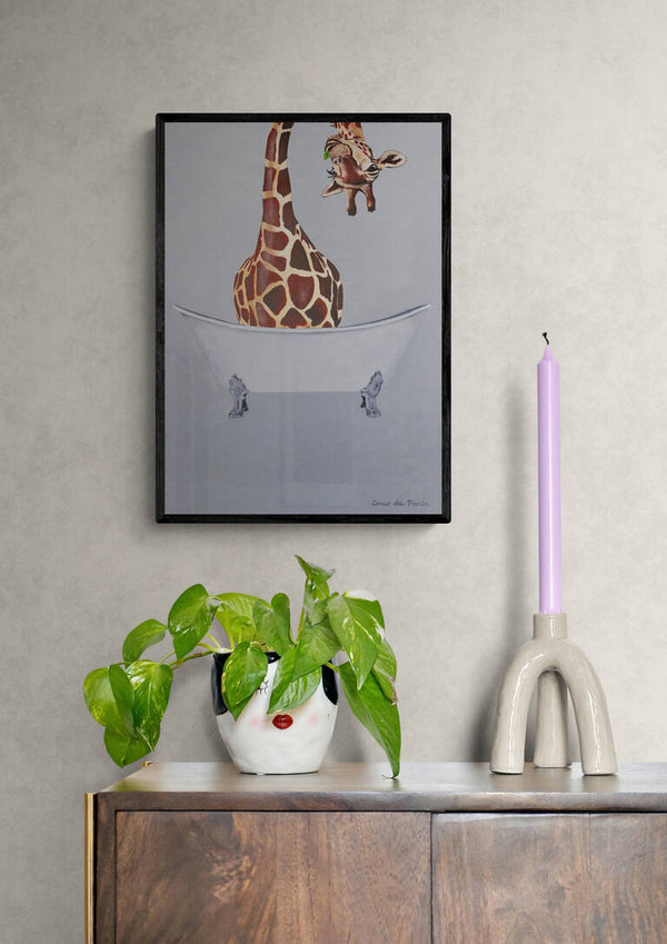 Giraffe in Bathtub - Coco de Paris